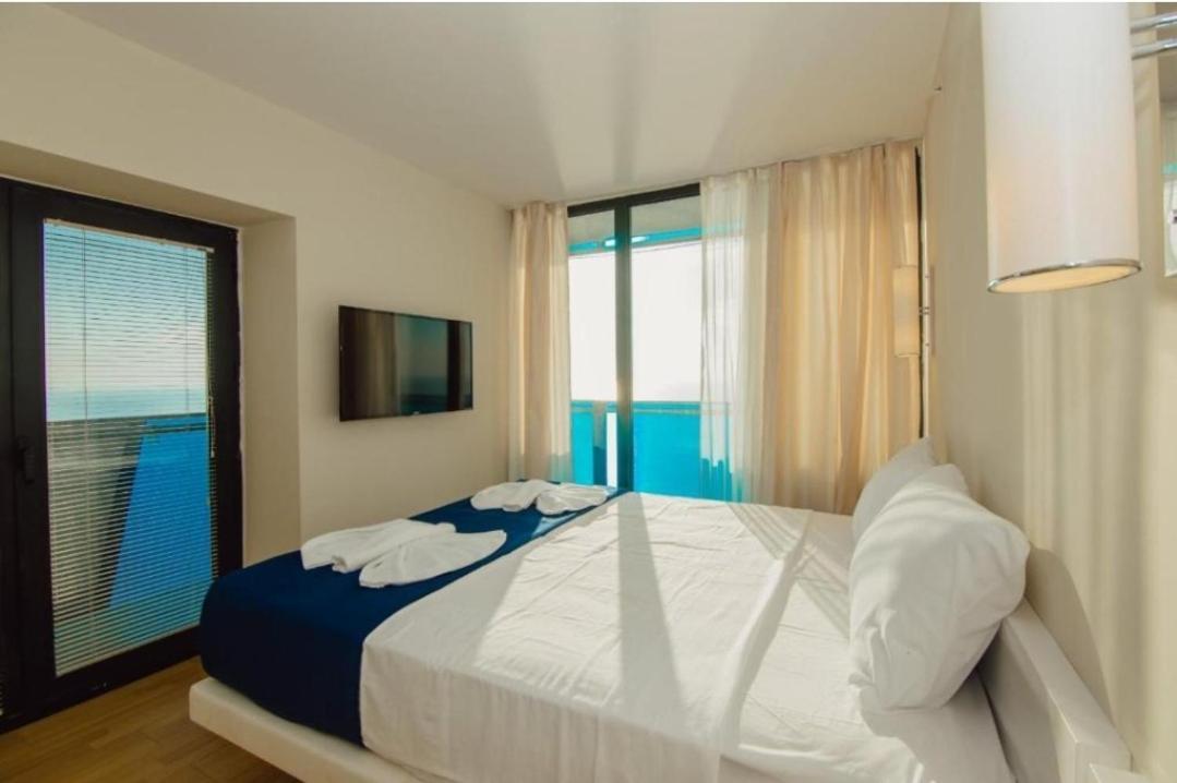 Lamar Hotel Batumi Kültér fotó