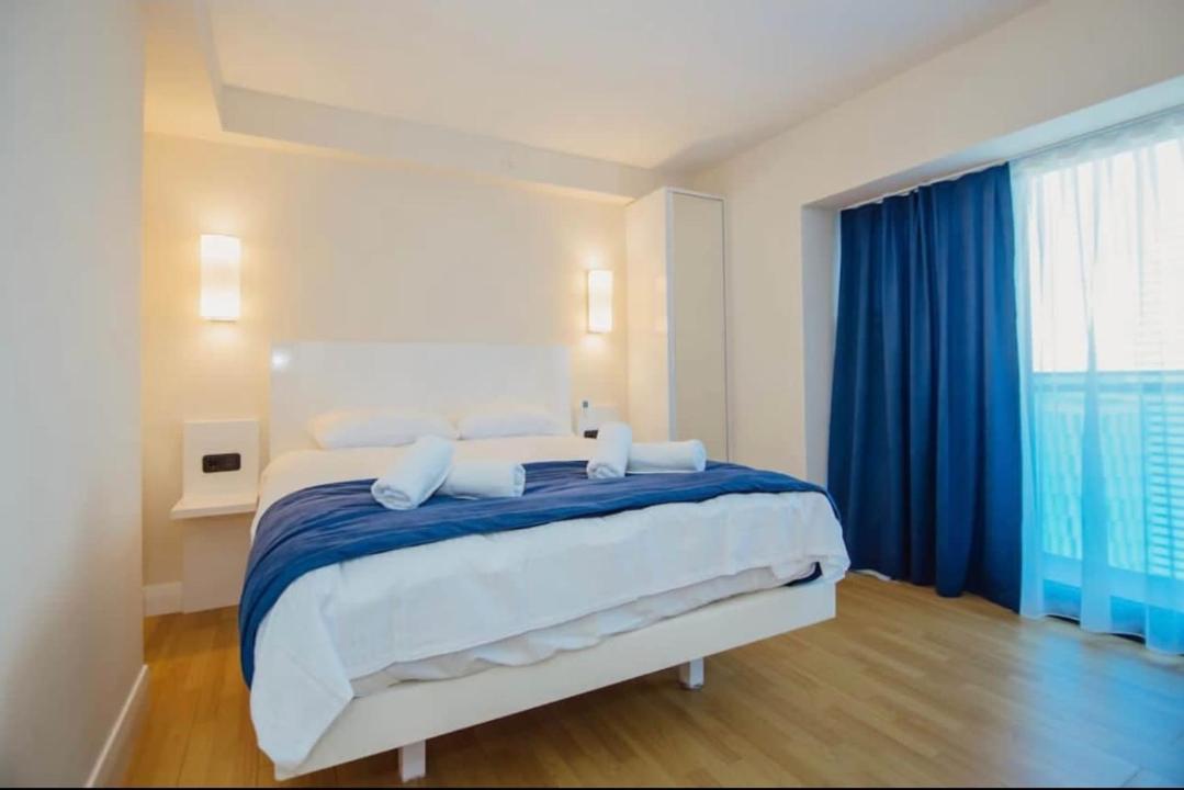 Lamar Hotel Batumi Szoba fotó