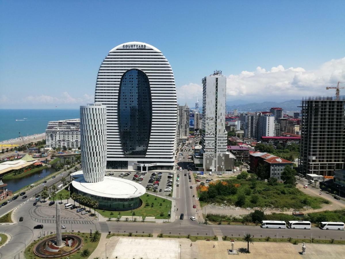 Lamar Hotel Batumi Kültér fotó