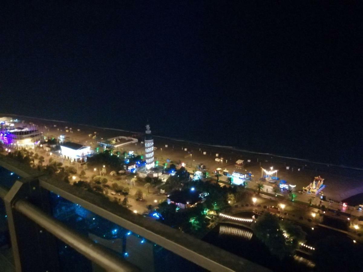 Lamar Hotel Batumi Kültér fotó